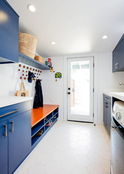 Midcentury Laundry Room by JWT Associates