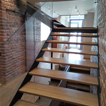 Лестница в интерьере в стиле Лофт