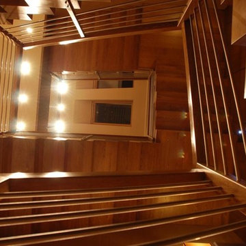 Лестница (вид наверх с первого этажа)