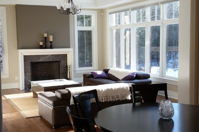 Inspiration for a timeless living room remodel in Ottawa