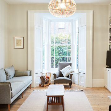 15. Front reception