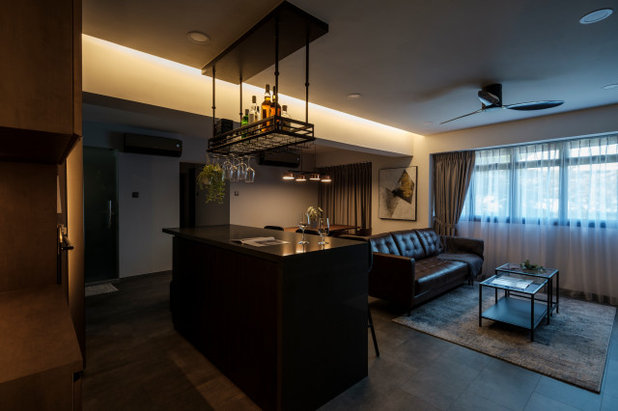 Modern Living Room by Starry Homestead Pte Ltd