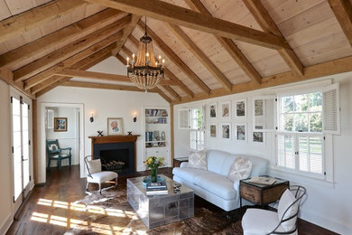 Living room - transitional living room idea in New York