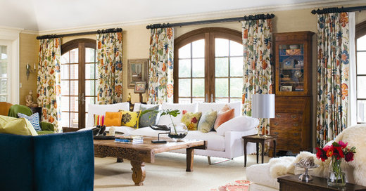 Curtain Rods: Wood or Metal?