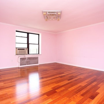 2Br Apartment Coop Flushing Queens Hardwood floor Mint condition