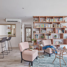 Houzz Tour: Inspired by Hotels, This 5-Room Flat Puts on the Ritz