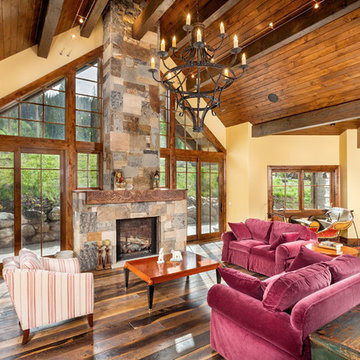 75 Omaha Drive - Living Room