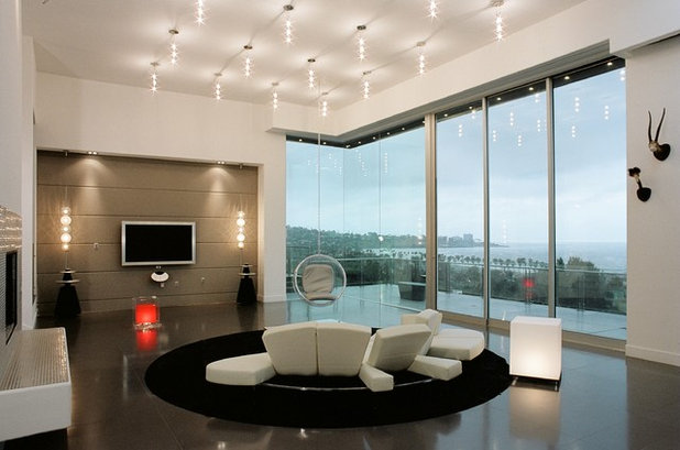 Modern Living Room by Tatiana Takaeva