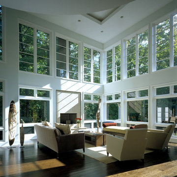 A Living Room Designed to Take In Views in Zion, Illinois