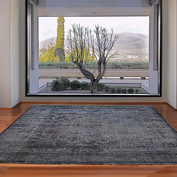 Abstarct Oversized Persian Vintage carpet