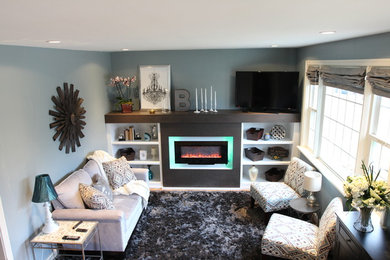 Living room - transitional living room idea in Richmond