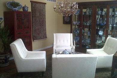 Mid-sized elegant enclosed and formal living room photo in Cincinnati