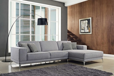 Modelo de salón para visitas cerrado minimalista de tamaño medio sin televisor y chimenea con paredes grises y suelo beige