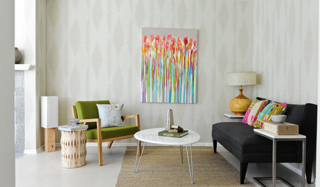 The Dos and Don'ts of Hanging Art Against Wallpaper
