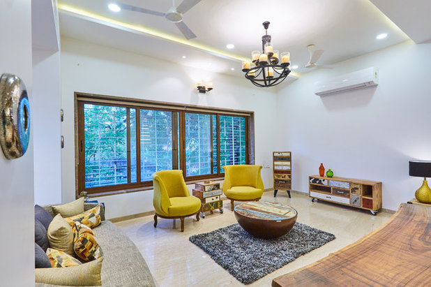 Transitional Living Room by Pradnya Ranaware