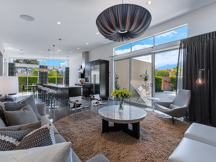 Modern Living Room - Loft-Style