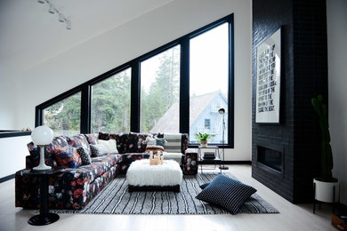 Example of a living room design in Portland