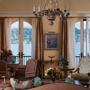 An Italianate Lakeside Villa