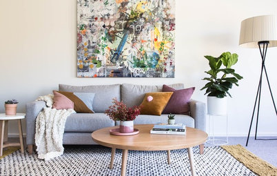 Room of the Week: A Pretty Family-Friendly Living Room