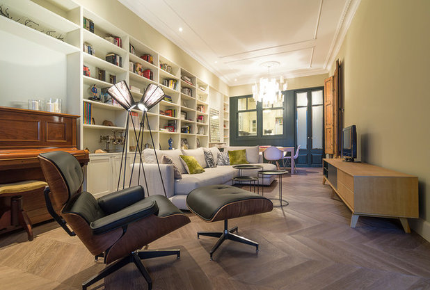 Retro Living Room by FFWD Arquitectes