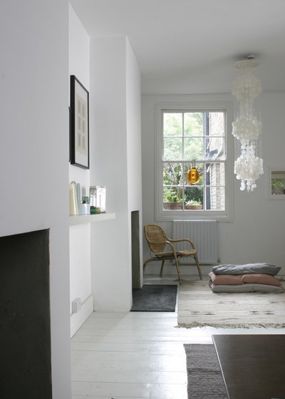 Scandinavian Living Room by MTA Architecture & Design