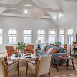 75 Beautiful Vaulted Ceiling Living Room Pictures Ideas February 2021 Houzz