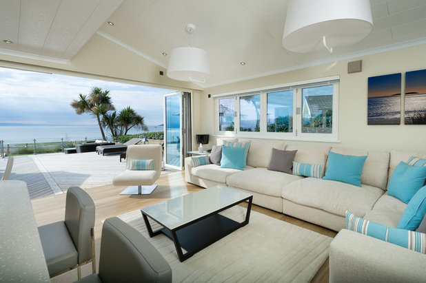 Beach Style Living Room by Lissett Homes