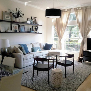 Beach Style Living Room