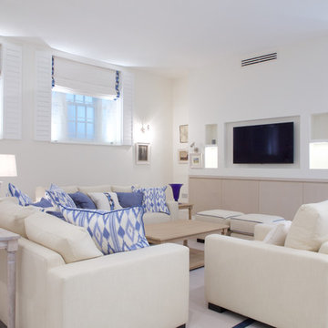 New England style mews house