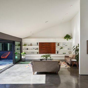 Bell Canyon Residence