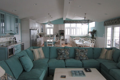 Beach style living room photo in Baltimore