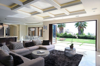 Inspiration for a contemporary living room remodel in Los Angeles