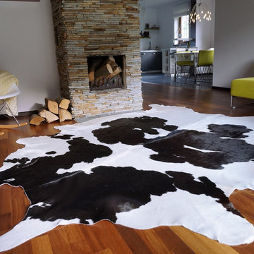 Black and White Cowhide Rug from Pergamino