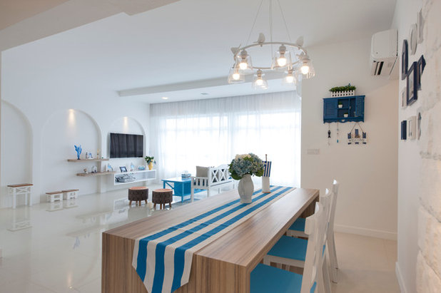 Living Room by Edge Interior Pte Ltd