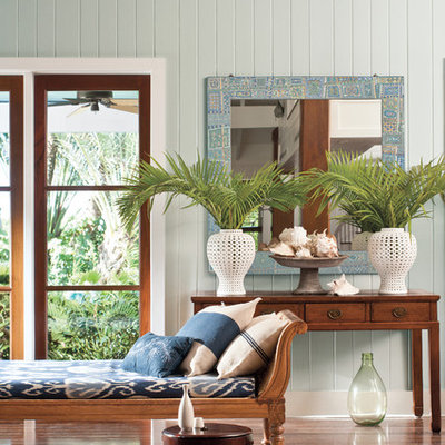Living room photo in New York