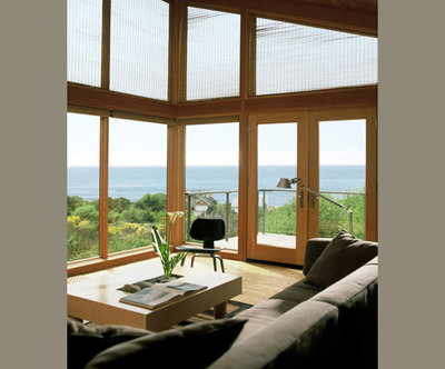 Modern Living Room Boles/Kahle beach house