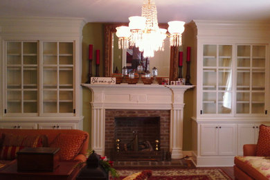 Example of a classic living room design in Nashville
