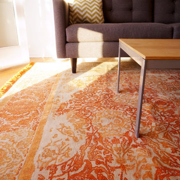 Bright Splashy Rug for Muted Living Room