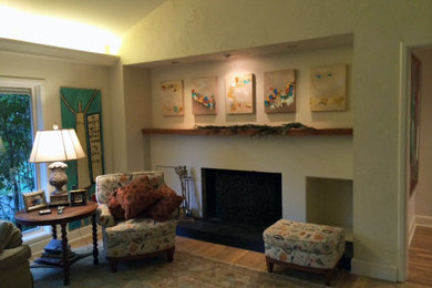 Brown's Fine Art & Framing: Family room interior