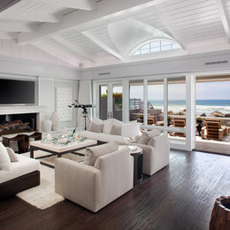 https://www.houzz.com/photos/california-costal-cottage-bokal-sneed-beach-style-living-room-san-diego-phvw-vp~8761545