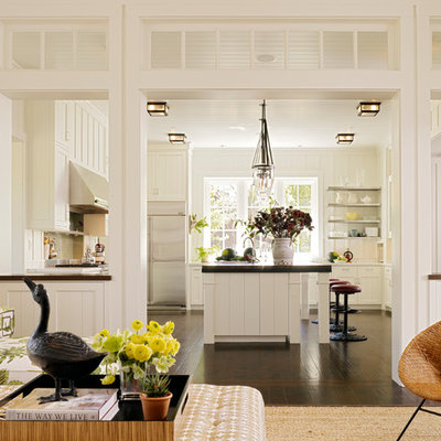 Inspiration for a country living room remodel in San Francisco
