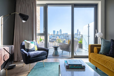 Canary Wharf view flat
