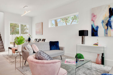 Modern living room in Orlando.