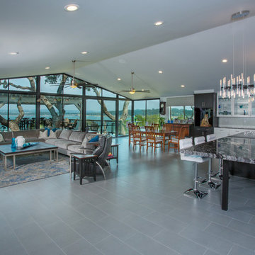 Canyon Lake with a modern touch
