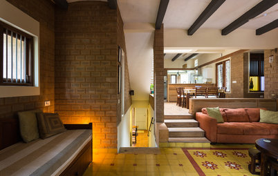 Houzz Tour: Earthy Materials Define This Bangalore Bungalow