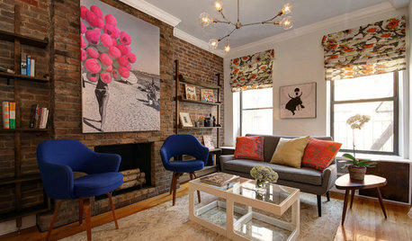 Houzz Tour: Sliding Doors Open Up a Small Space in New York City