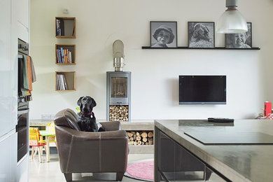 Contemporary living room in Surrey.
