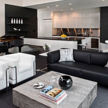 Chic Black and White