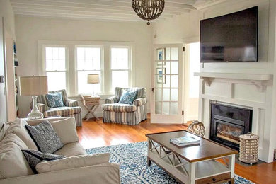 Inspiration for a living room remodel in Portland Maine