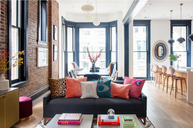 Example of an urban living room design in Nashville